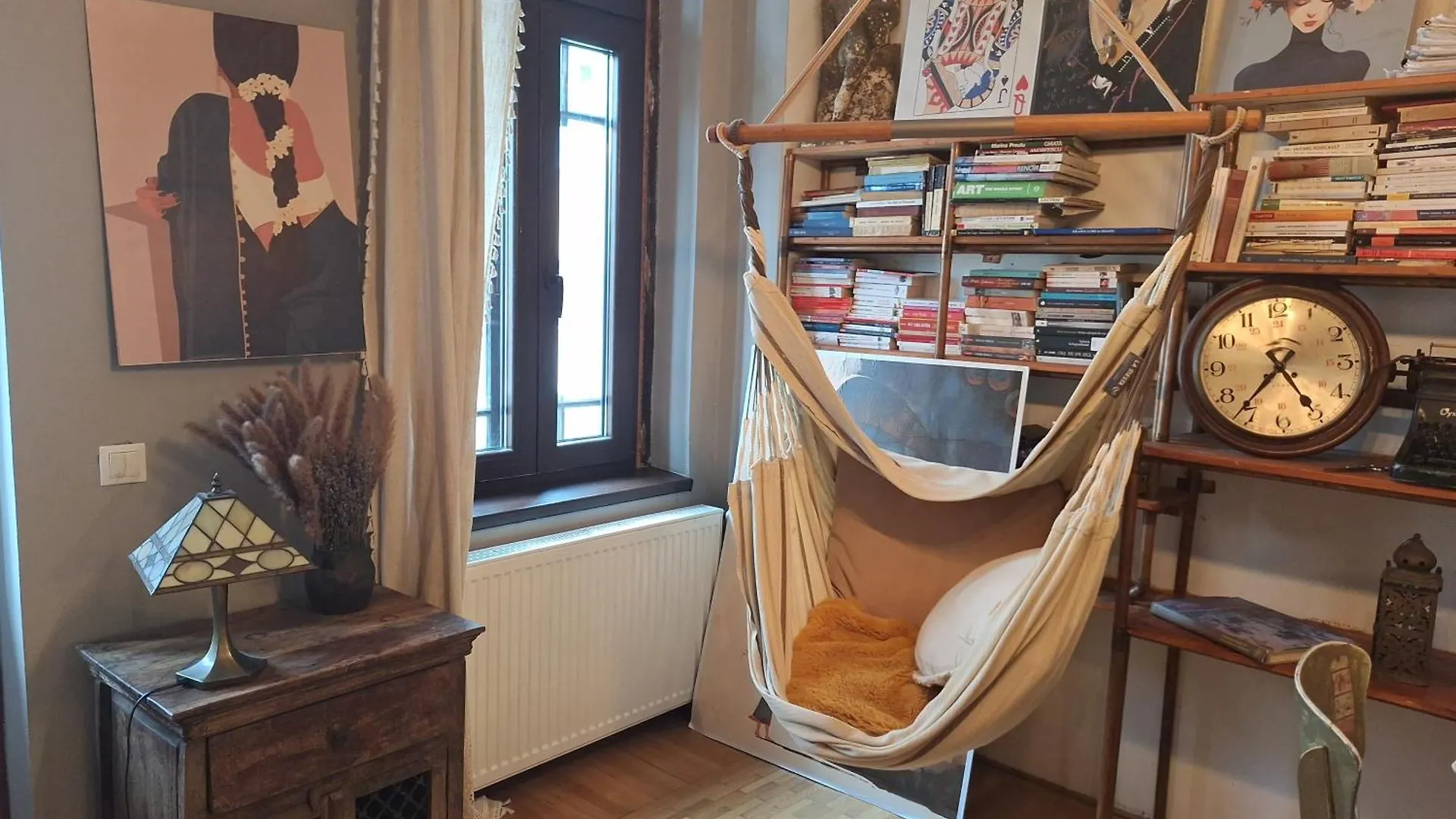 Creative Retreat And Artist Haven Bohemian Villa On Calea Victoriei Bucharest 0*,  Romania
