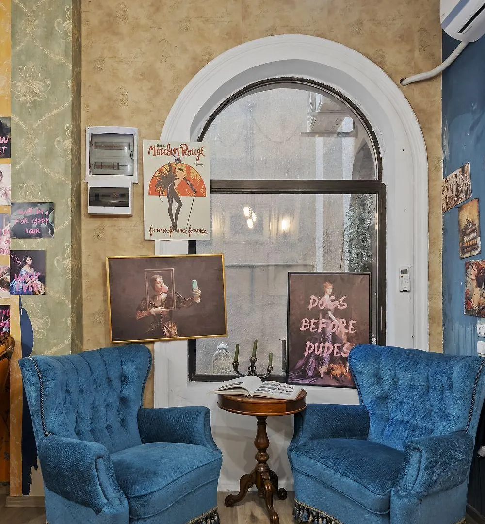 Creative Retreat And Artist Haven Bohemian Villa On Calea Victoriei Bukarest 0*,  Rumænien