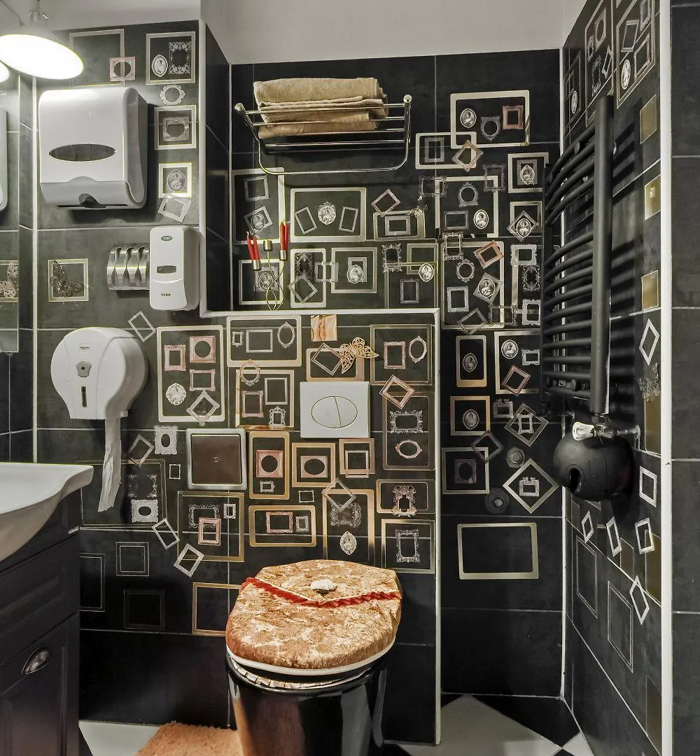 Creative Retreat And Artist Haven Bohemian Villa On Calea Victoriei Bukarest Rumænien